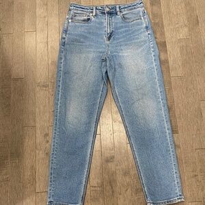 American Eagle Mom Jeans